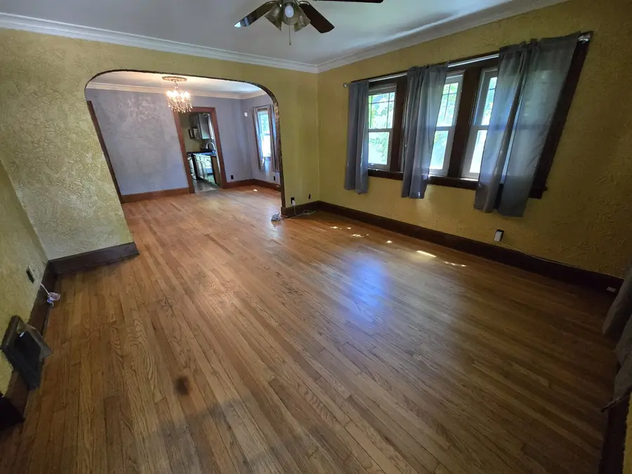 534 Saint Louis Avenue, Rockford, IL 61104 - #2
