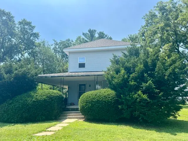 105 N Jackson Street, Philo, IL 61864 - #1