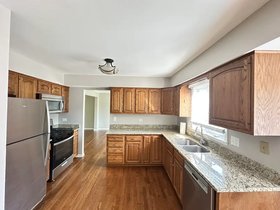 508 W Golf Road, Libertyville, IL 60048 - #2