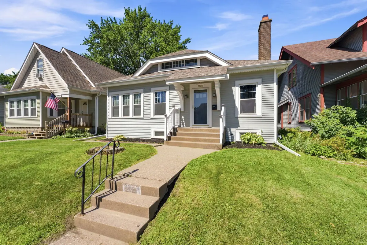 2520 Leclaire Street, Davenport, IA 52803 - #1