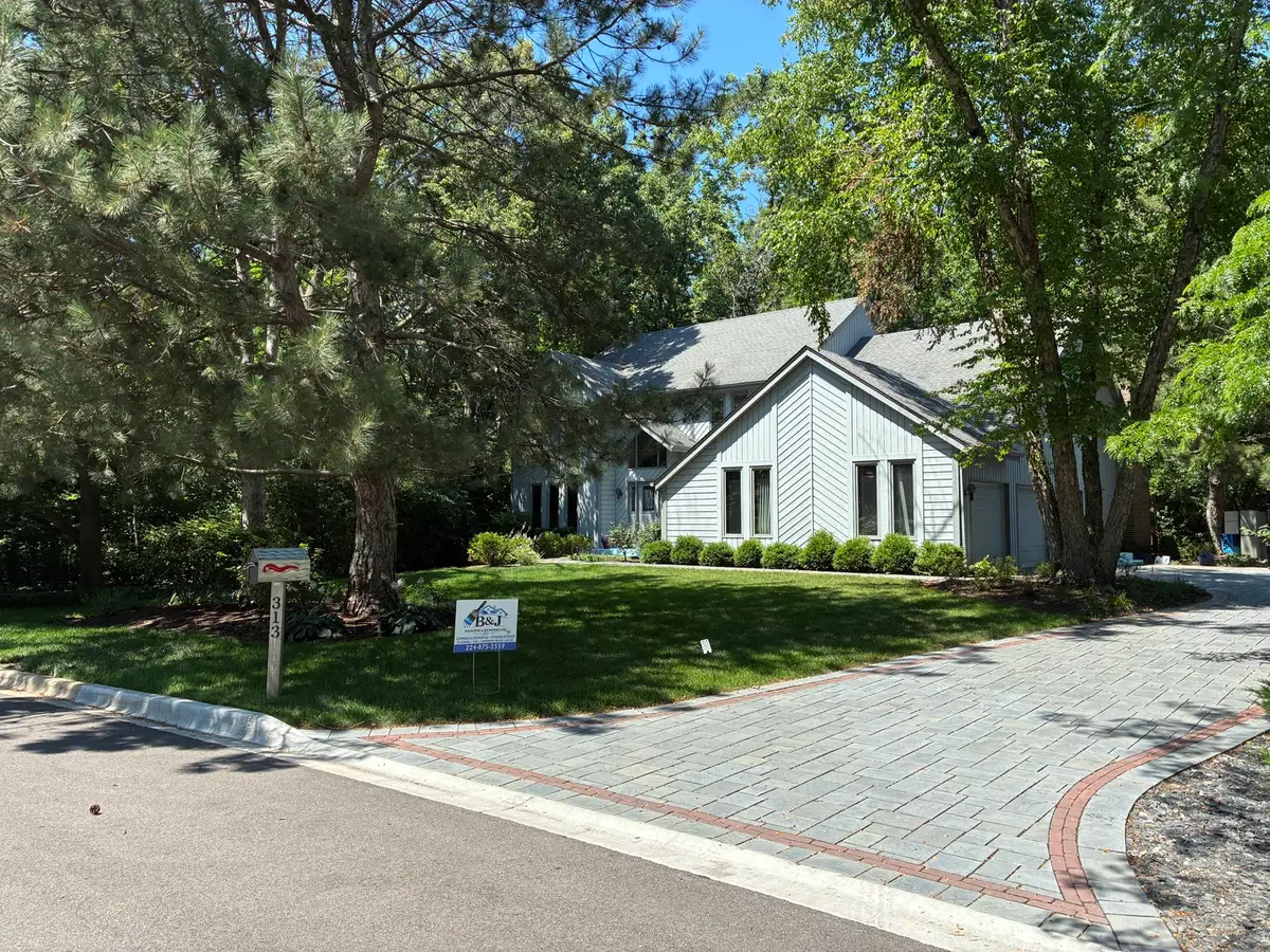 313 Whitmore Lane, Lake Forest, IL 60045 - #1