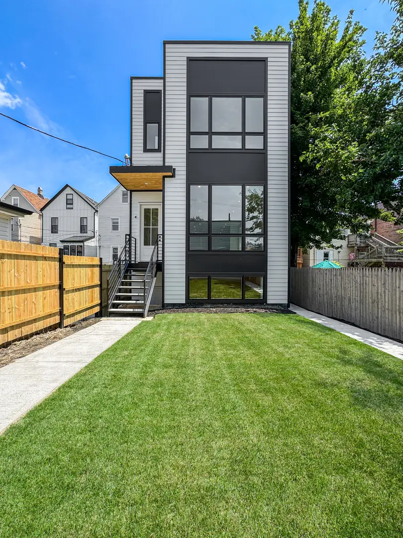 1728 N Sawyer Avenue #Rear, Chicago, IL 60647 - #1