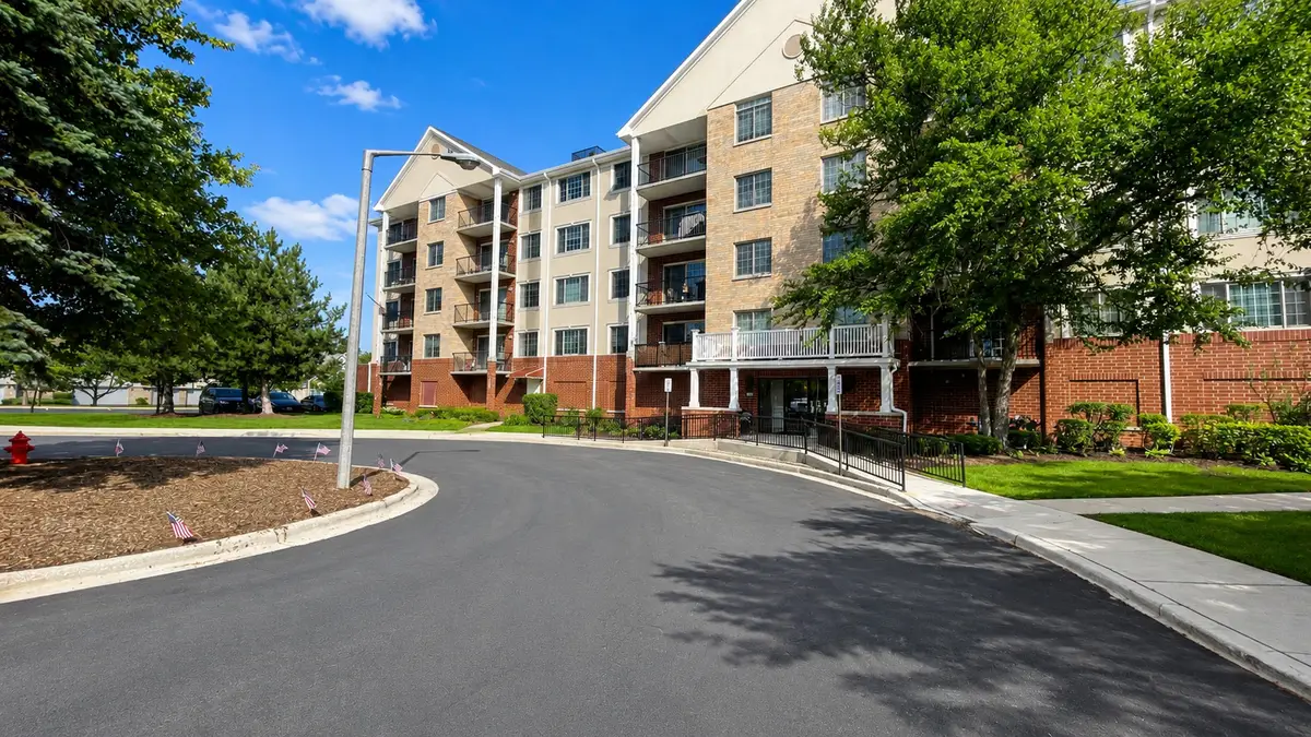 2301 Oakmont Way #502, Darien, IL 60561 - #1