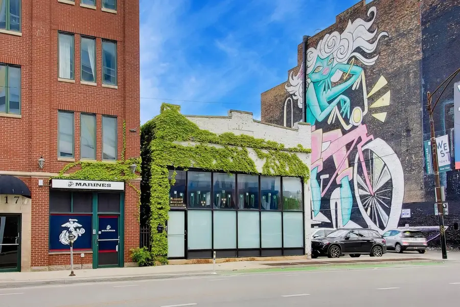 815 N Milwaukee Avenue, Chicago, IL 60642 - #3
