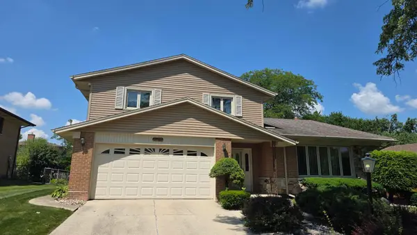 15412 Walnut Road, Oak Forest, IL 60452