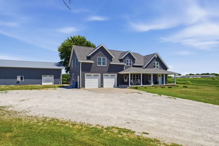 1219 N Mississippi Street, Blue Grass, IA 52726 - #2
