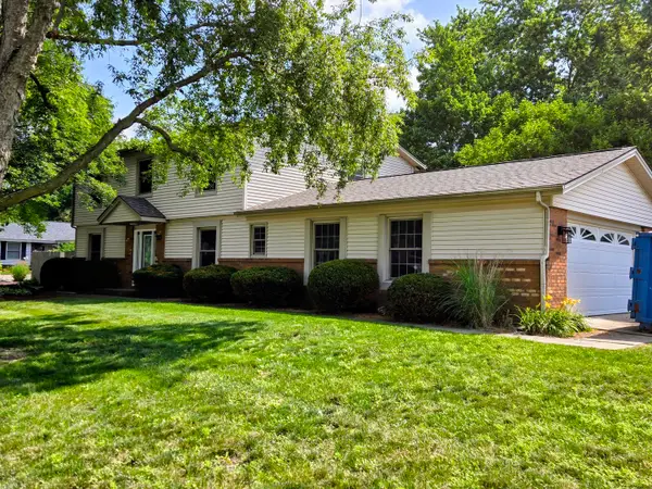 610 Dorset Circle, St. Joseph, IL 61873