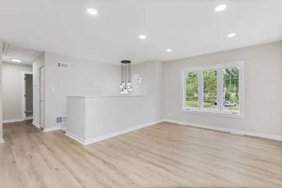105 Cedarwood Court, Bolingbrook, IL 60440 - #3