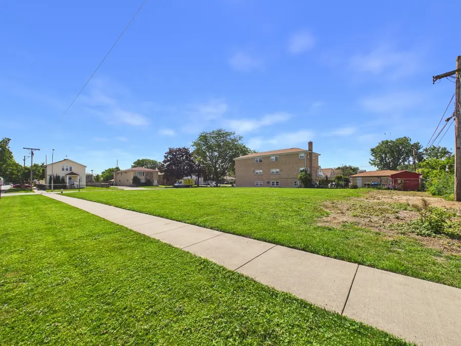 1634 N 32nd Avenue, Melrose Park, IL 60160 - #3