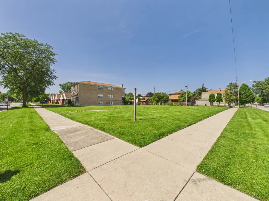 1636 N 32nd Avenue, Melrose Park, IL 60160 - #3