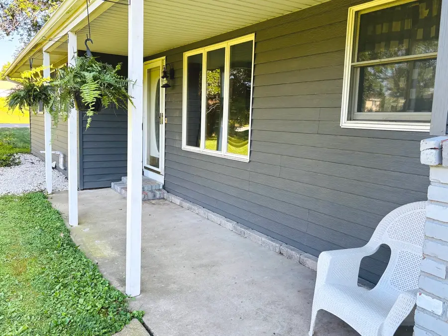23663 Hazel Road, Sterling, IL 61081 - #2