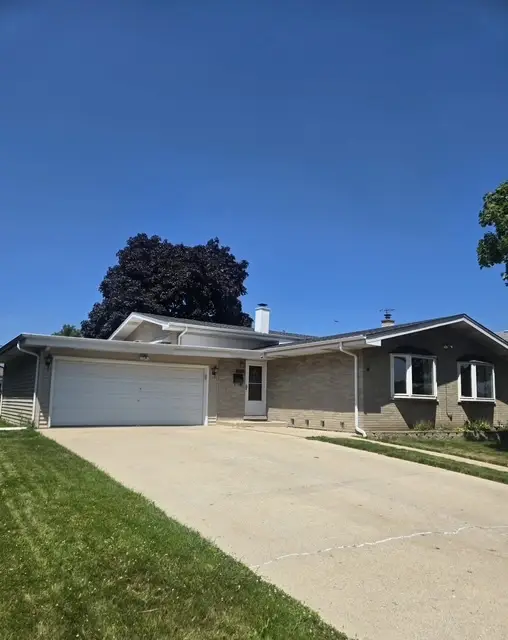 7928 Arcadia Street, Morton Grove, IL 60053 - #2