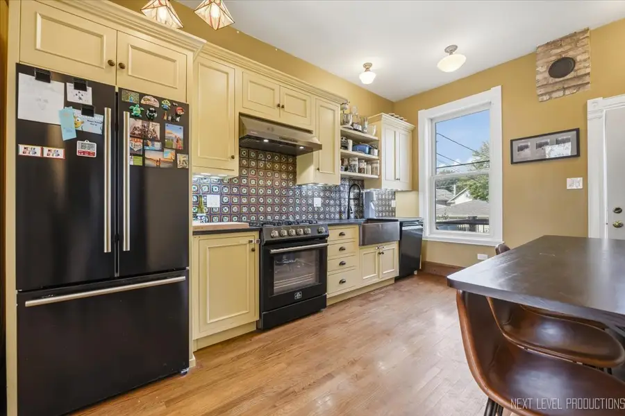 1137 S East Avenue, Oak Park, IL 60304 - #2