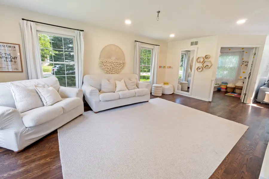189 Hampton Street, Cary, IL 60013 - #3