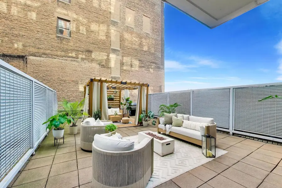 933 W Van Buren Street #326, Chicago, IL 60607 - #3