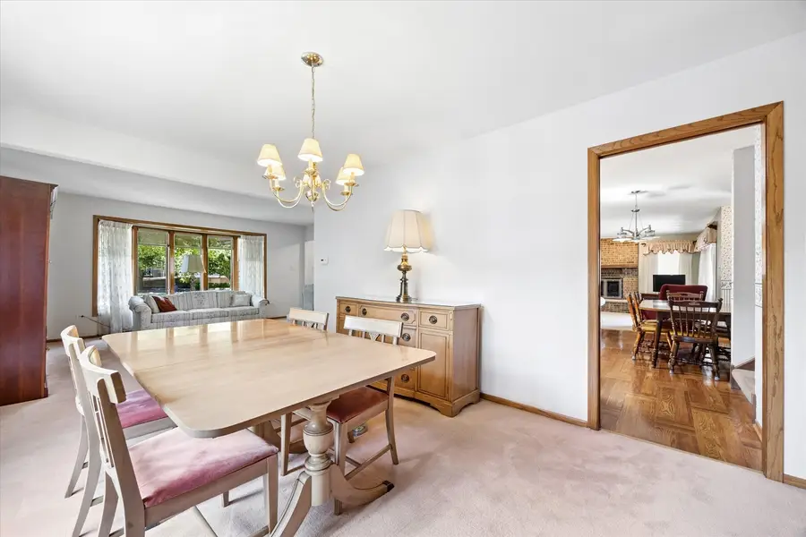 10709 S Washington Street, Oak Lawn, IL 60453 - #3