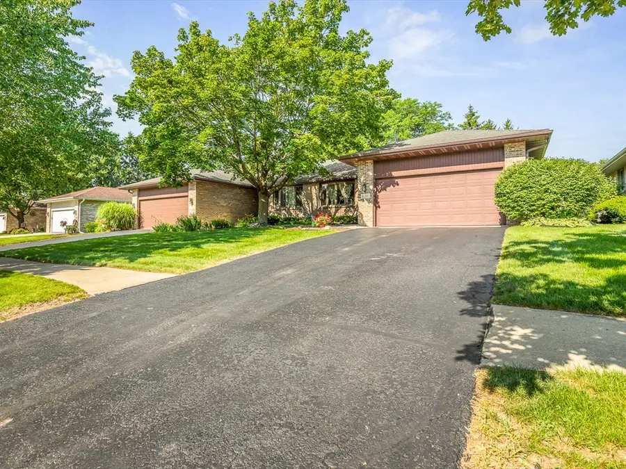 1130 Fox Chase Lane, Rockford, IL 61107 - #3