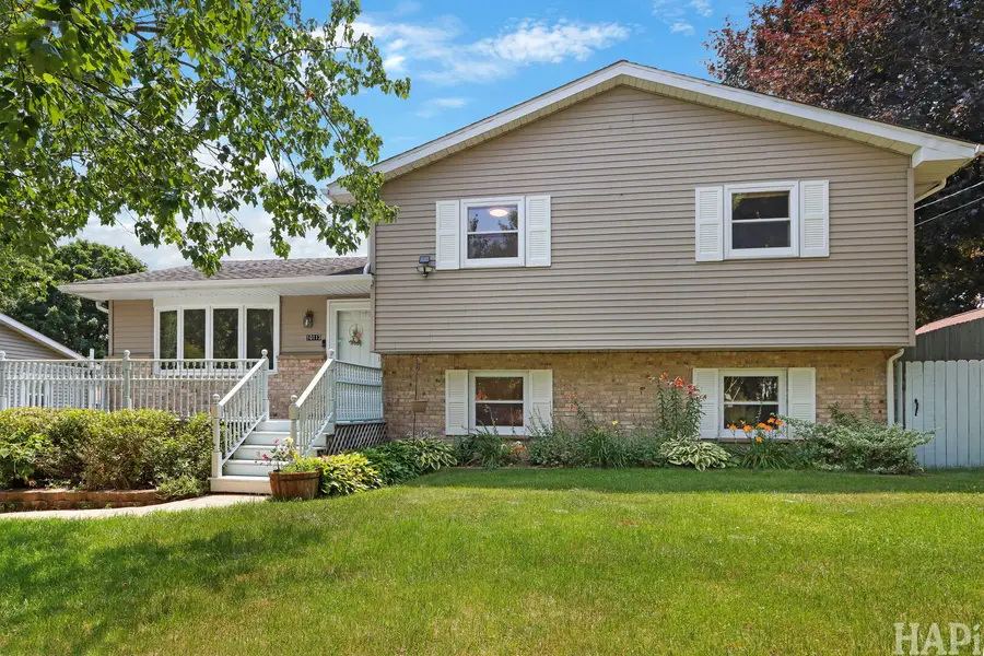 10113 W Crissy Avenue, Beach Park, IL 60099 - #3