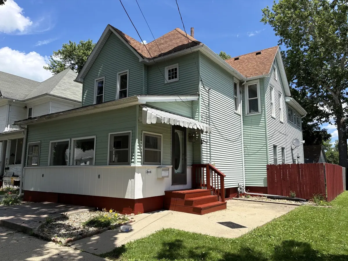 804 N Jackson Street, Clinton, IL 61727 - #1