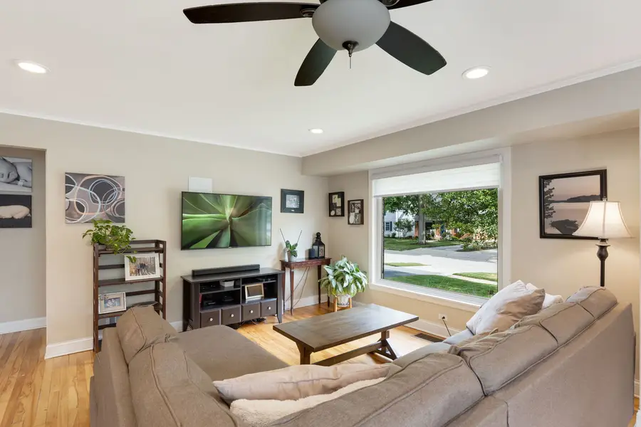515 Longfellow Avenue, Deerfield, IL 60015 - #3