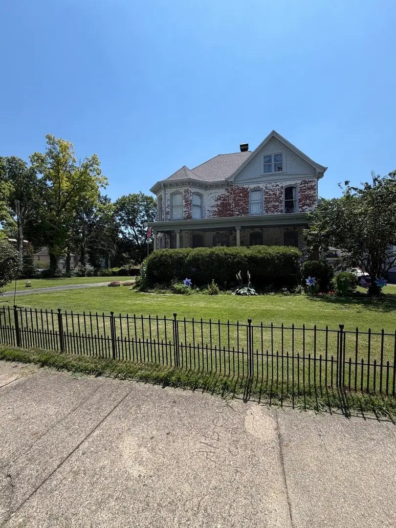 451 W Macon Street, Decatur, IL 62522 - #2