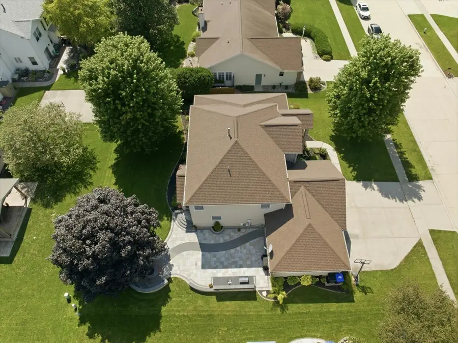 19 Brunton Court, Bloomington, IL 61704 - #3