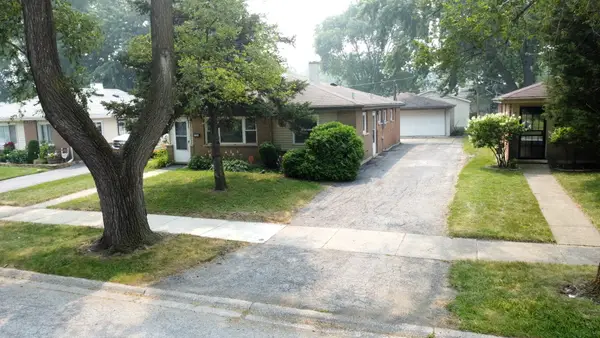 1326 Imperial Avenue, Calumet City, IL 60409