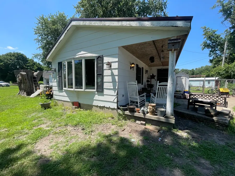 215 Jefferson Street, Metcalf, IL 61940 - #3