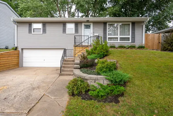 4629 11th Avenue D, Moline, IL 61265