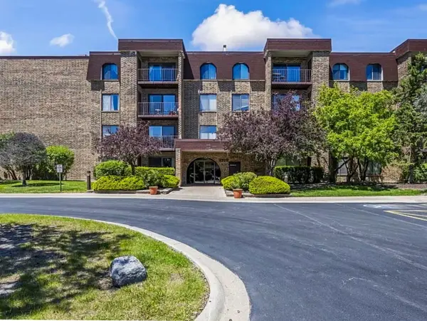 2100 Valencia Drive #300B, Northbrook, IL 60062