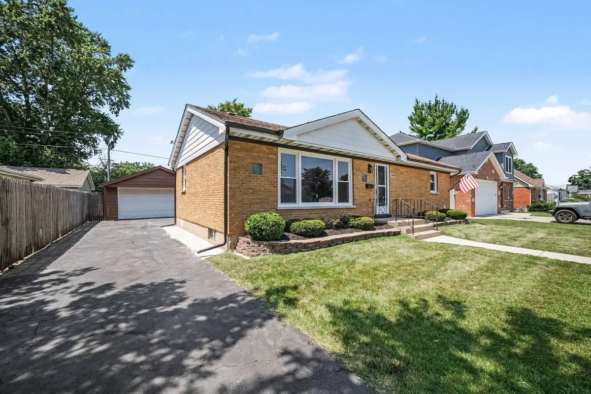 10848 Lombard Avenue, Chicago Ridge, IL 60415 - #1