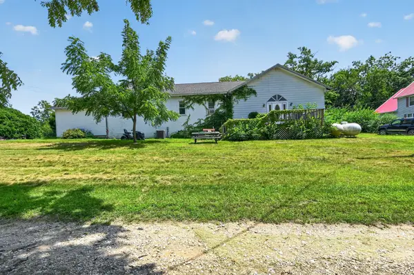2067 Shaw Road, Amboy, IL 61310