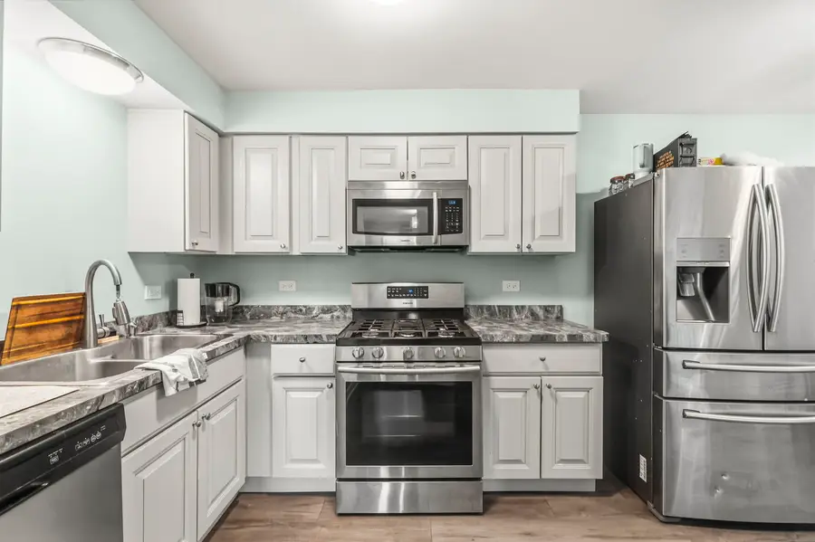 10304 Ridgeland Avenue #207, Chicago Ridge, IL 60415 - #3