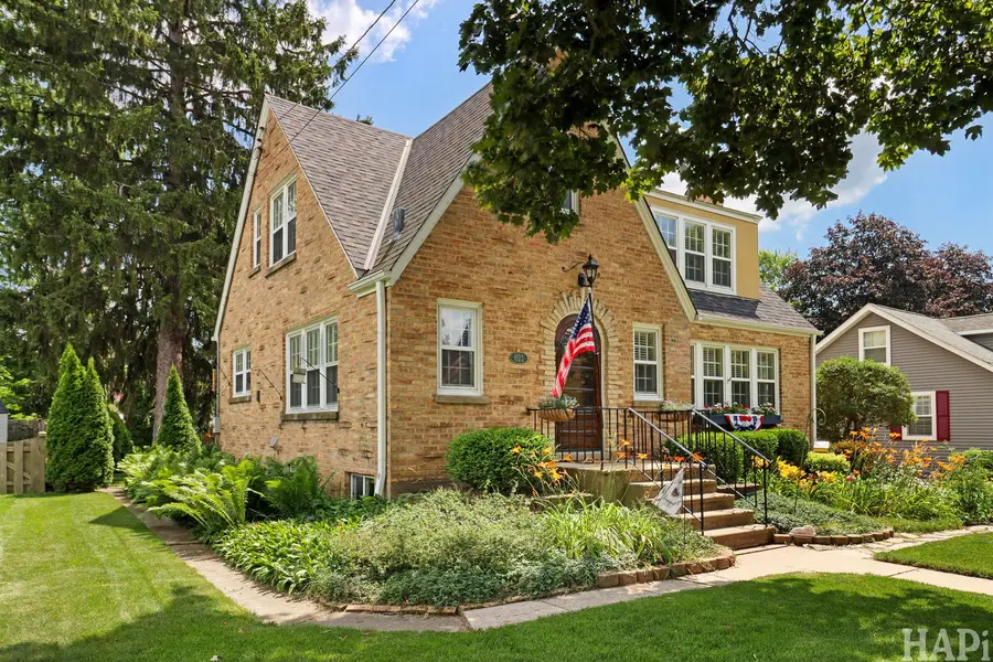 621 Parkway Avenue, Antioch, IL 60002 - #3