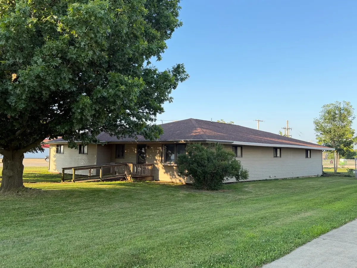 694 N Elm Street, Herscher, IL 60941 - #1
