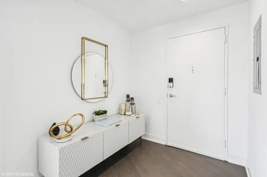 510 W Erie Street #1701, Chicago, IL 60654 - #2