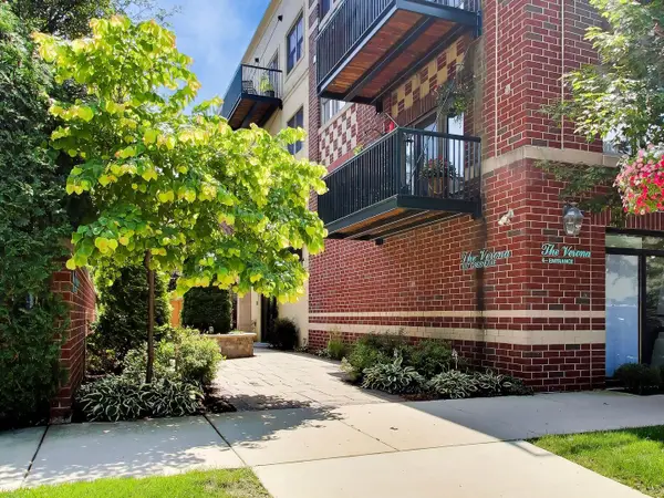 1107 Greenleaf Avenue #2I, Wilmette, IL 60091
