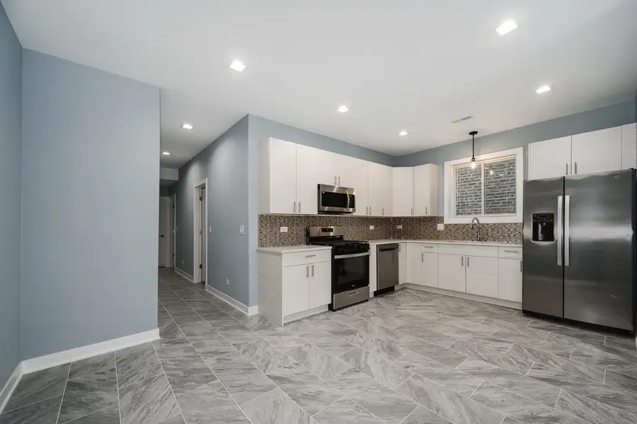 3031 W Warren Boulevard, Chicago, IL 60612 - #3