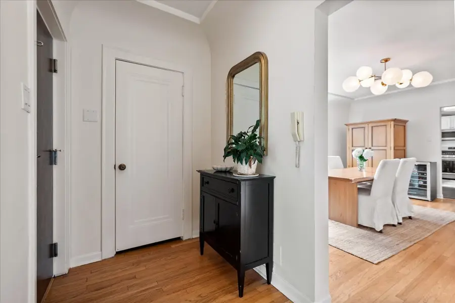1918 Colfax Street #3, Evanston, IL 60201 - #2