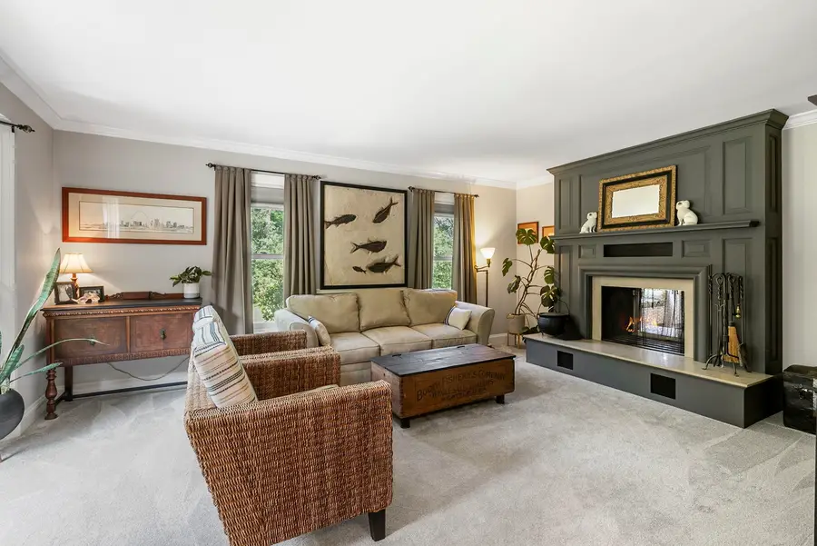 502 W Witchwood Lane, Lake Bluff, IL 60044 - #2