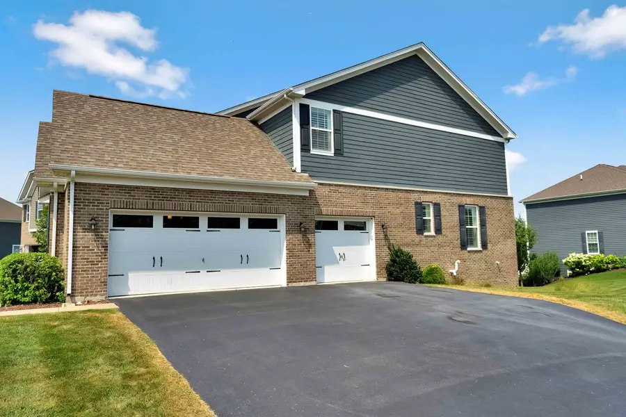 13620 Kettering Parkway, Lemont, IL 60439 - #2