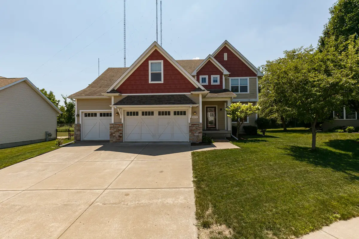 3877 Sparrow Court, Bettendorf, IA 52722 - #1