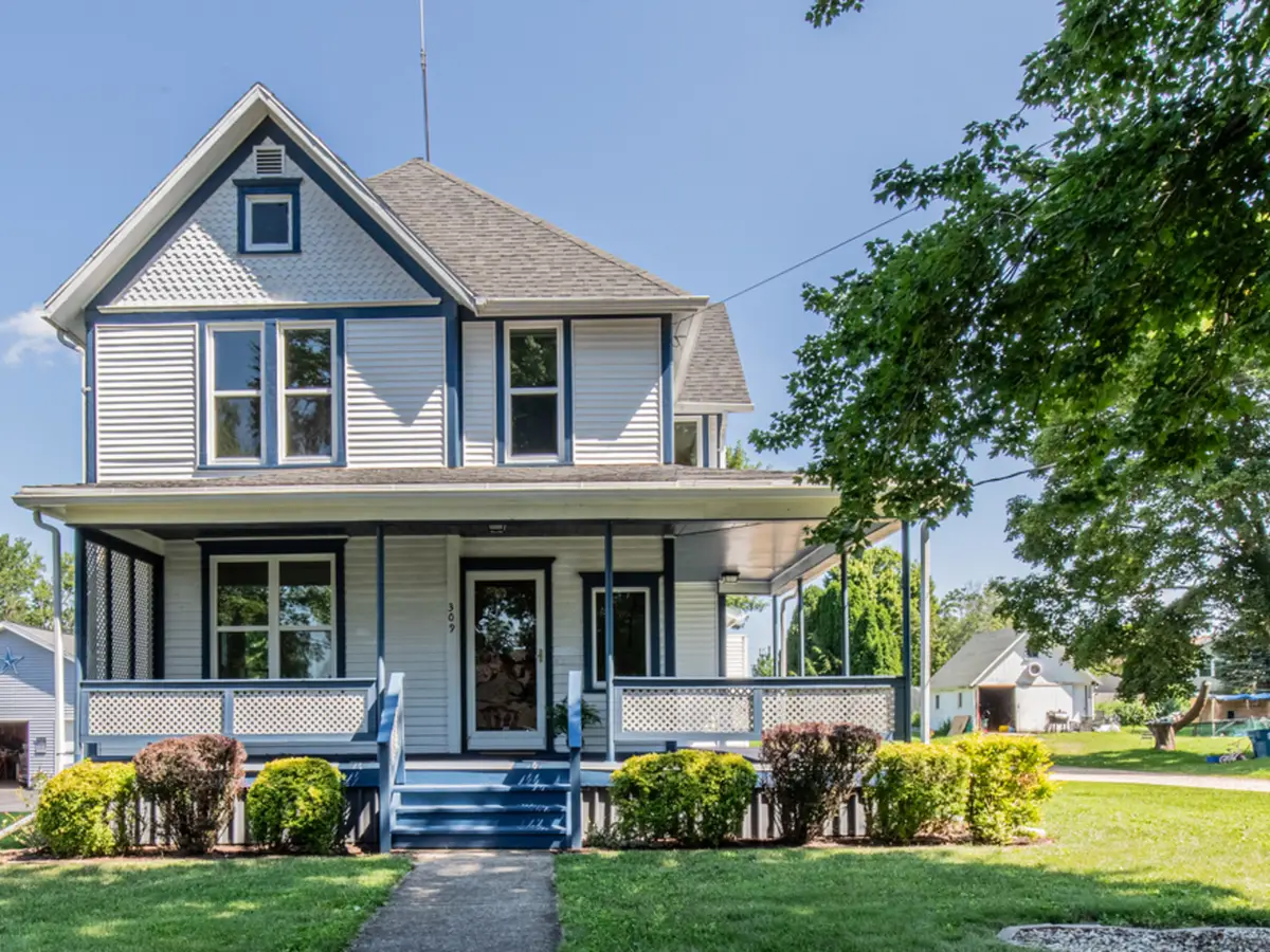 309 E Van Buren Street, Ohio, IL 61349 - #1
