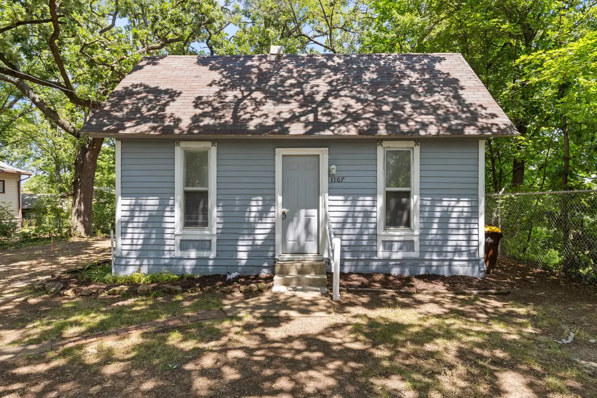 1107 Ashland Avenue, Rockford, IL 61101 - #1