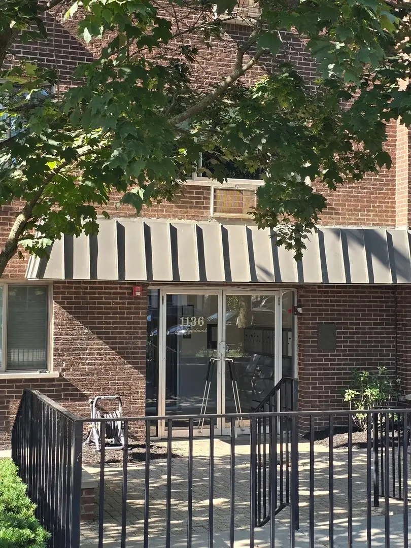 1136 Greenleaf Avenue #203, Wilmette, IL 60091 - #2