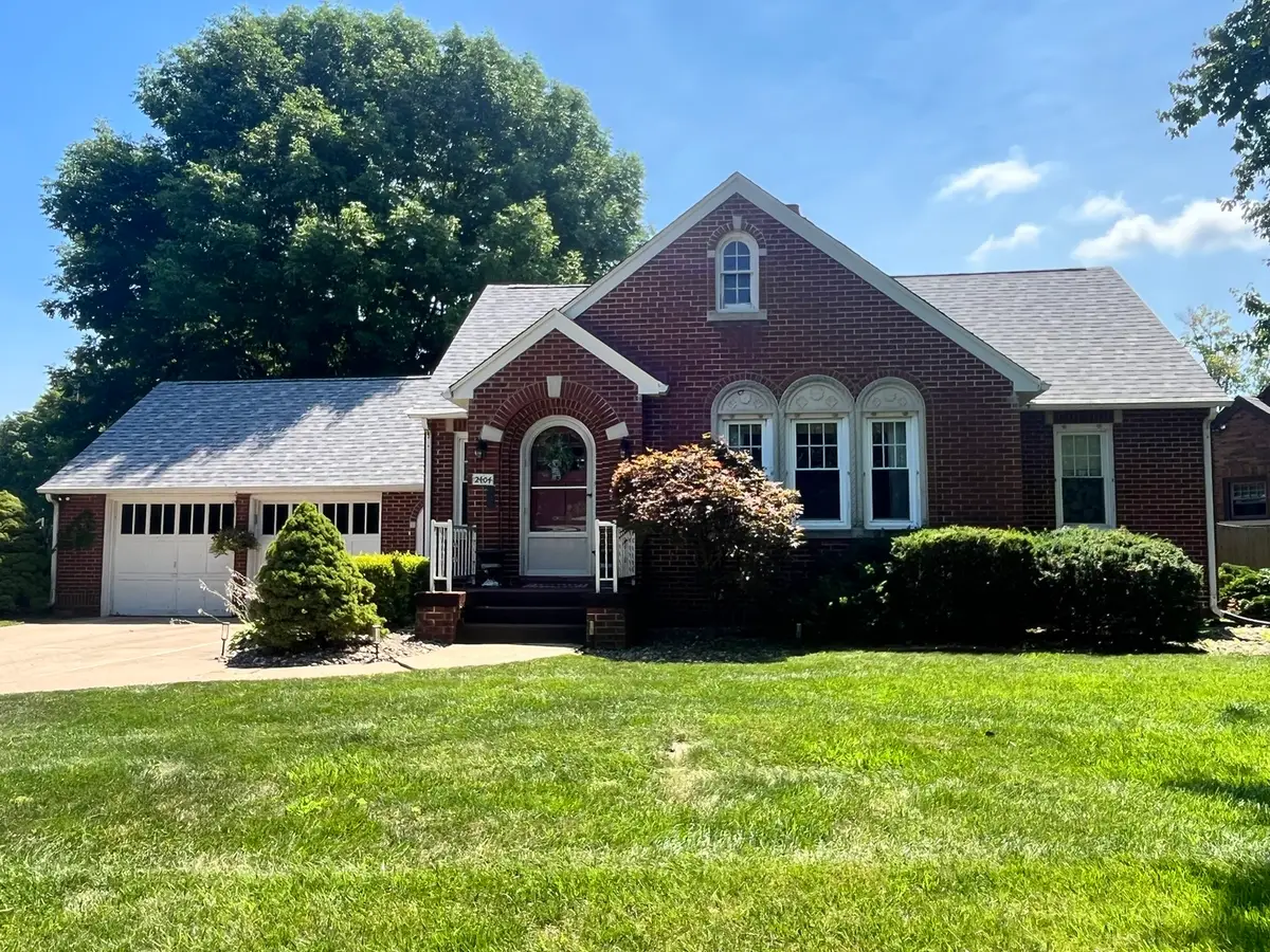 2404 28th Street, Moline, IL 61265 - #1