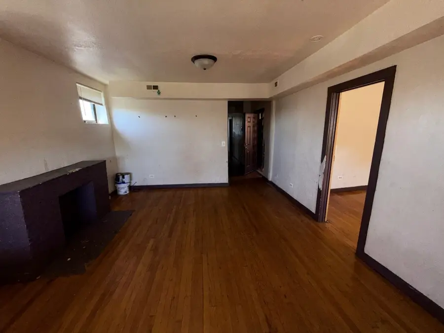 5920 S Calumet Avenue, Chicago, IL 60637 - #3