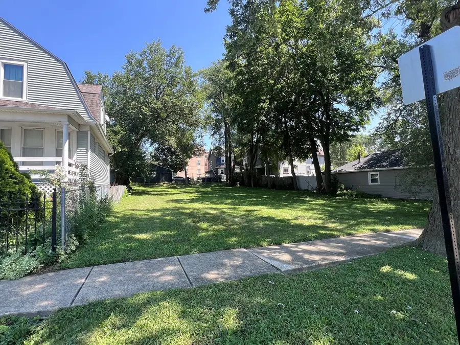 407 Brook Street, Elgin, IL 60120 - #2