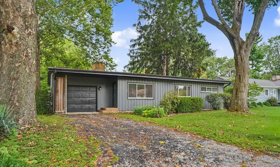 1612 Chevy Chase Drive, Champaign, IL 61821 - #3