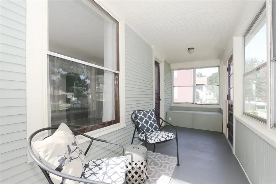 633 Lillie Street, Elgin, IL 60120 - #3